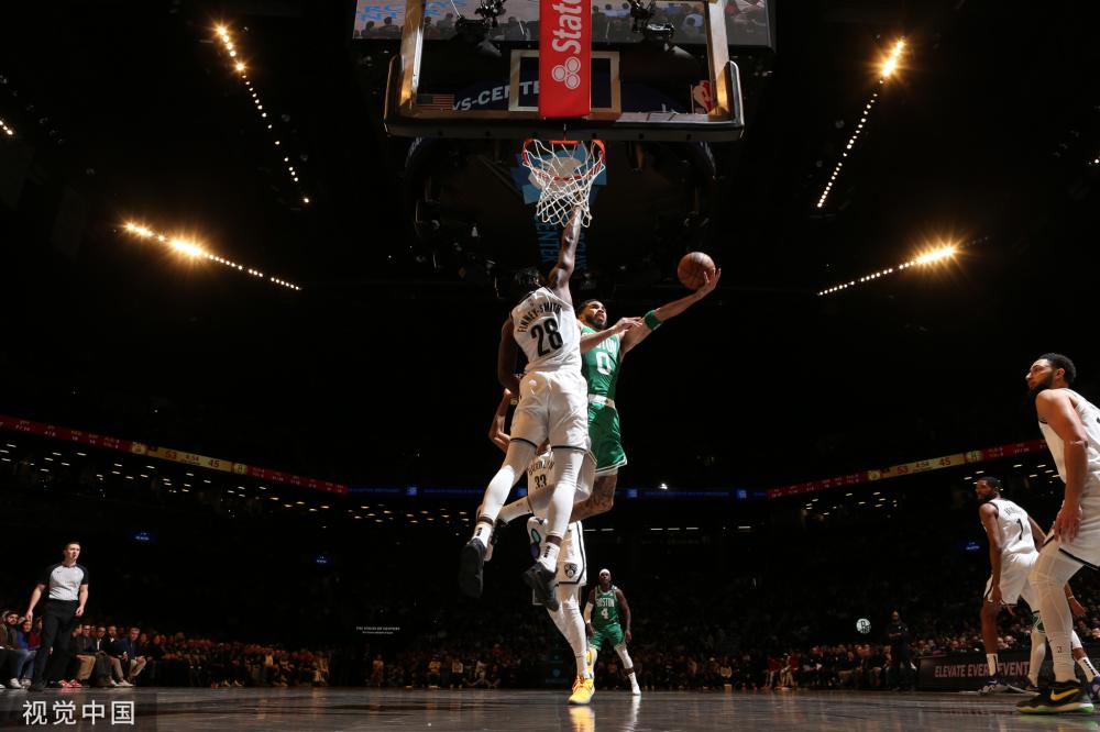 在關鍵聯賽 在關鍵聯賽